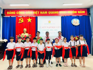 Lễ kết nạp Đội viên